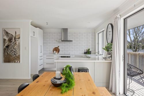 CAMPBELL KITCHEN